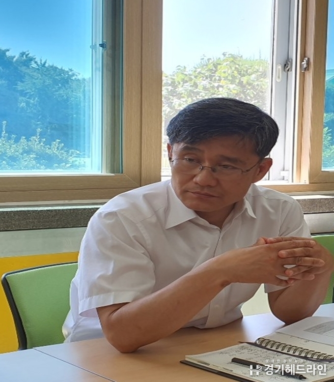청북중학교 류현철 교감(사진=문수철 기자)