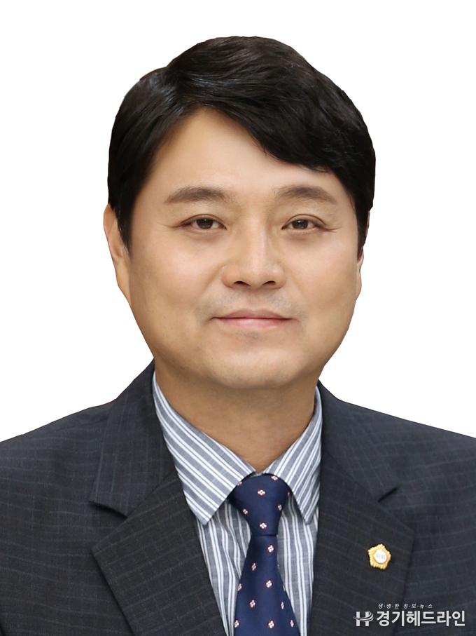 수원시의회 의장 조석환