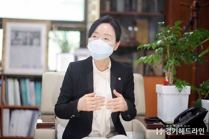 수원시의회 복지안전위원회 이미경 위원장