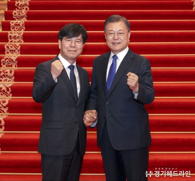 문재인 대통령과 김상회 수원시장 예비후보