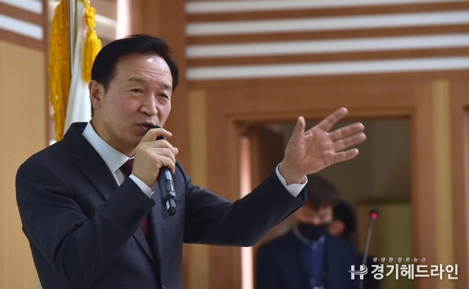 임태희 교육감이 17일 남부청사 중회의실에서 신년 기자회견을 열고 경기미래교육의 방향과 중점 추직 계획을 발표했다.(사진=문수철 기자)