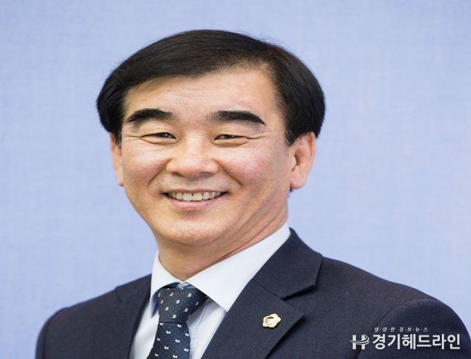 경기도의회 염종현 의장