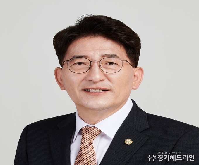 수원특례시의회 김기정 의장 