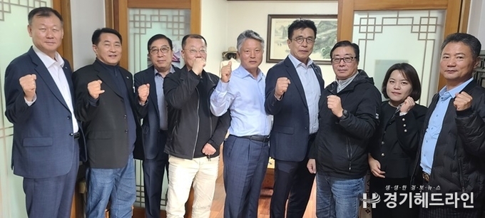 23일 광명시기자협회와 MG 광명동부새마을금고와 간담회 후 기념사진 