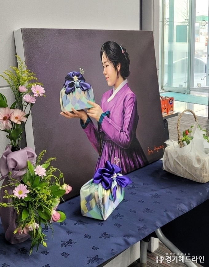 장소영 작가의 보자기 아트전 ‘日色含’