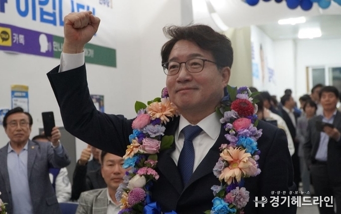 더불어민주당 염태영 수원무 당선자. 선거사무소 제공