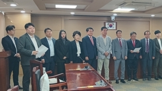 수원특례시의회 국민의힘 의원, 학원연합회 의혹에 강경 대응 방침 발표
