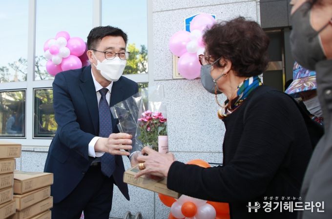 평택시, 노인복지관 어버이날 행사