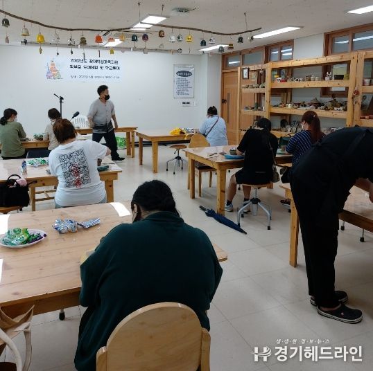 이천 다원학교, 장애학생 가족지원 ‘학부모 도예체험’