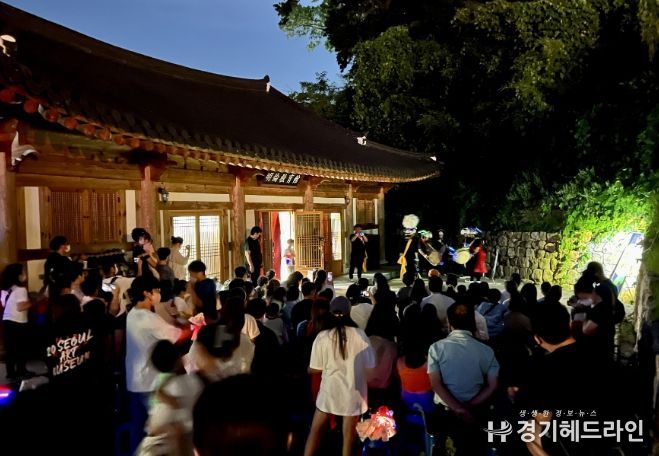 한 여름밤의 진위향교
