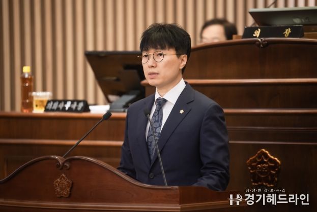 원주영 의원이 본회의장에서 5분 자유발언을 하고 있다.
