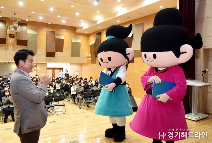 의정부시 대표 캐릭터 '의돌이와 랑이' '우리동네 캐릭터 대상' 본선 진출