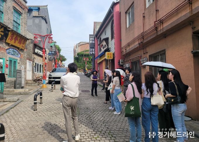 인천남부교육지원청, 인천바로알기 '인천길탐방' 교사 연수 운영