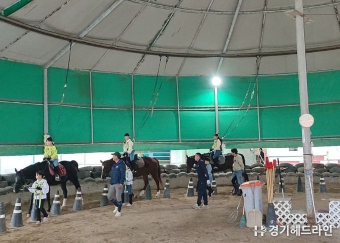 화성오산교육지원청, 지역의 특색있는 스포츠 교육자원을 활용한 화성 다(多)가치 승마 공유학교 개강