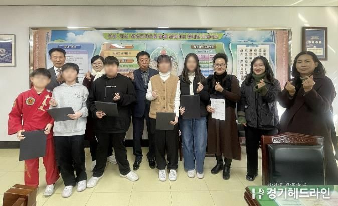 수원특례시 영통구 매탄1동 장학후원회, 관내 초등학생에 장학금 전달