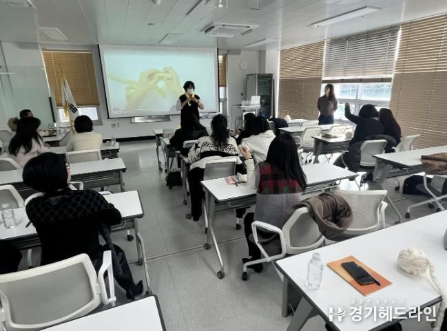 안산교육지원청, 2024년도 동계방학 교육자원봉사자 역략강화 연수 진행