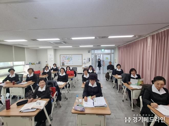 경기평생교육학습관, '경기봄날학교' 제3회 졸업식 개최