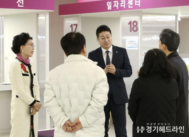 경기도의회 김진경 의장, 시흥시 신중년 내일지원센터 추가 설립 지원 논의