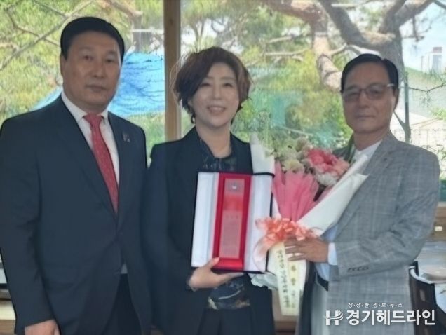 보훈 현장 지킨 경기도의회 정경자 의원, 대한민국상이군경회로부터 감사패 수상