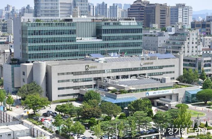 수원특례시청 전경
