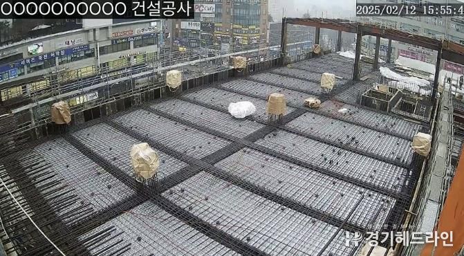 용인특례시는 공공건축물 하자 발생을 줄이고자 ‘Go품질‧Stop하자’ 사업을 추진한다고 밝혔다. 사진은 보정종합복지회관 건축현장 촬영 영상