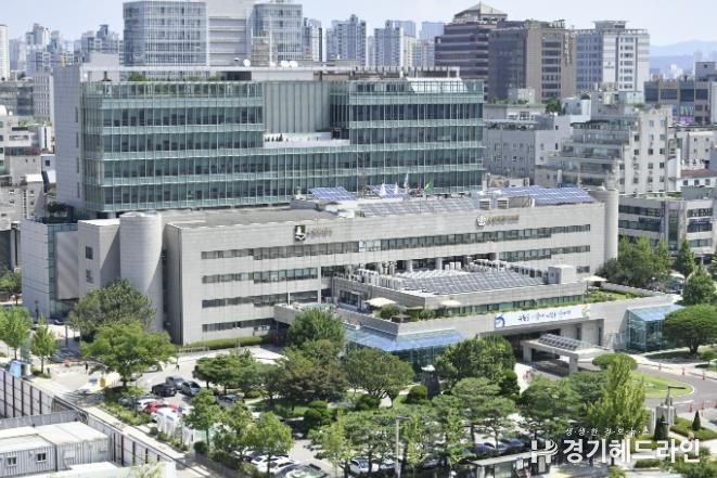 수원시청사
