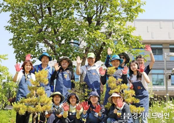 수원특례시 팔달구청장과 함께하는 손바닥정원 정비