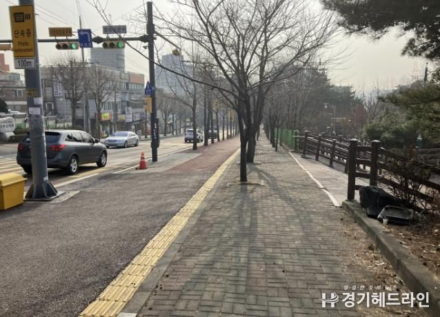 확장 공사가 진행될 광교산로 교통 혼잡구간