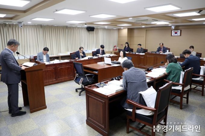 도시미래위원회 안건 심사