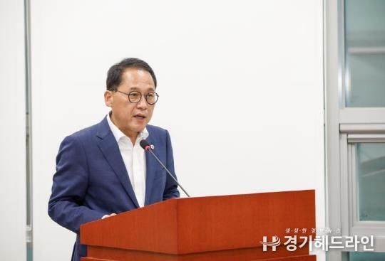 경기도의회 안광률 위원장 대표 발의 '경기도교육청 인공지능 교육 지원 조례안' 상임위 심사 원안 가결