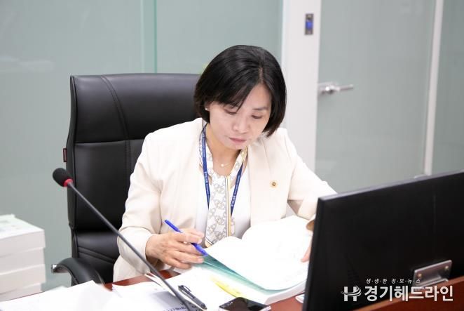 경기도의회 황세주 의원, 결산심사서 부실한 집행률, 사업계획 등 지적하며 '정책 신뢰' 강조