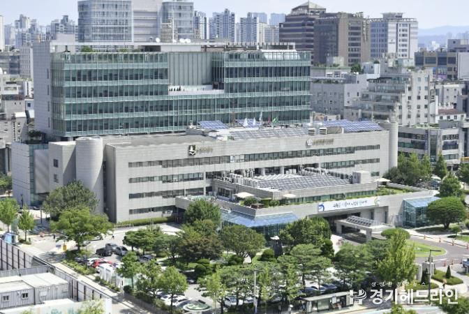 수원특례시청 전경