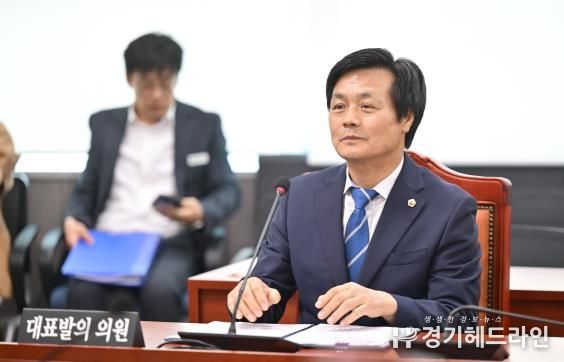 경기도의회 문형근의원, 경기도 여성권익 증진 단체 네트워크 활성화 지원 조례안 본회의통과