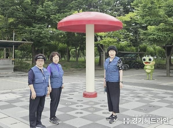 수원특례시 장안구, 공원 관리 근무복 통일로 시민 편의 도모