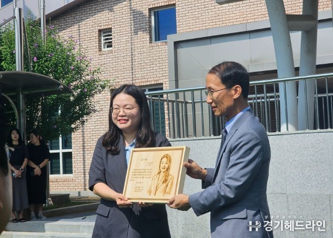 이자형 경기도의원, 초월고등학교 교육환경 개선 공로 감사패 수상