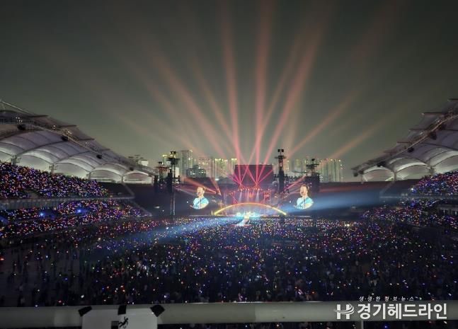 고양종합운동장에서 열린 콜드플레이 내한공연(사진 제공=라이브네이션코리아)