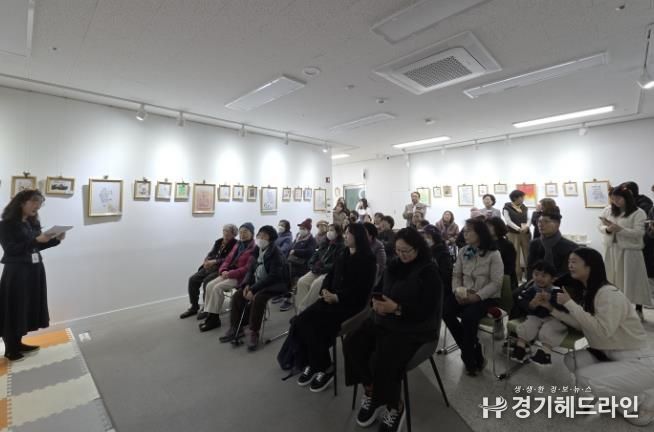 시흥시장곡종합사회복지관, 연말 맞이 복도갤러리 운영