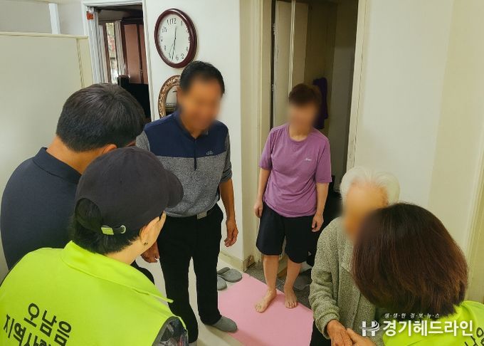 나눔으로 따듯한 마음을 전달…오남읍 지역사회보장협의체, 취약계층에 연말 나눔꾸러미 전달