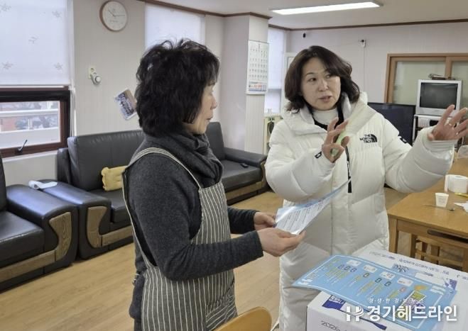 수원시 영통구 망포1동, 어르신 위한 ‘수원 새빛 생활비 패키지’ 안내 현장 방문