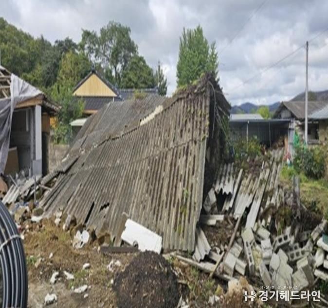 방치된 폐슬레이트 사진