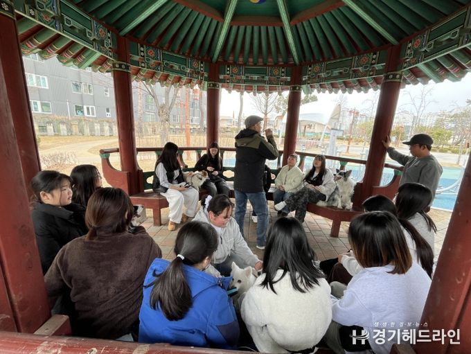안성시청소년수련관, 반려동물 진로 탐색 프로그램 '펫잡스' 운영