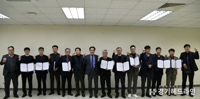 화성도시공사 주요 보직자 ‘경영성과계약’ 체결에 따른 단체사진